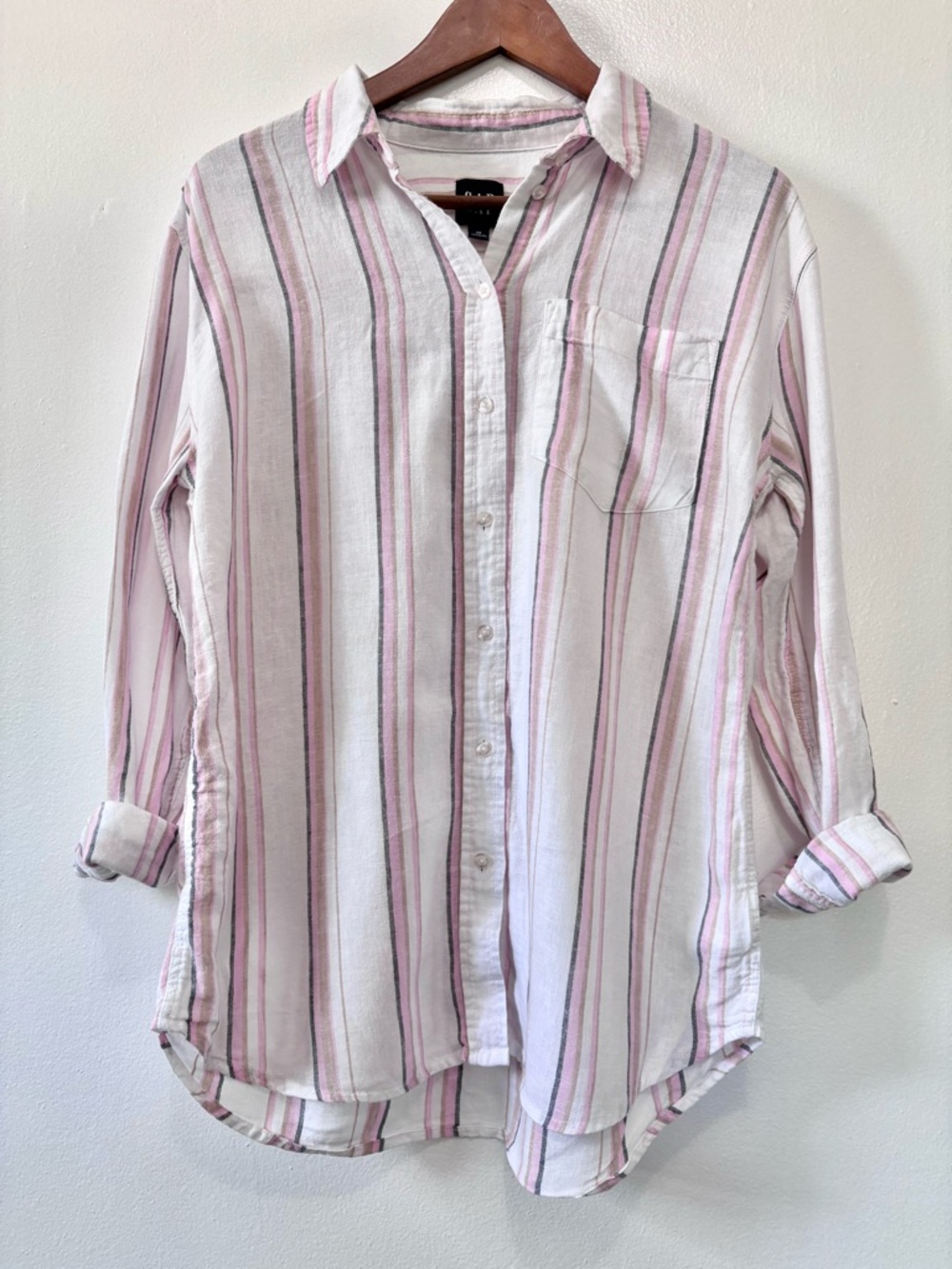 GAP Linen Blend Button Down Shirt